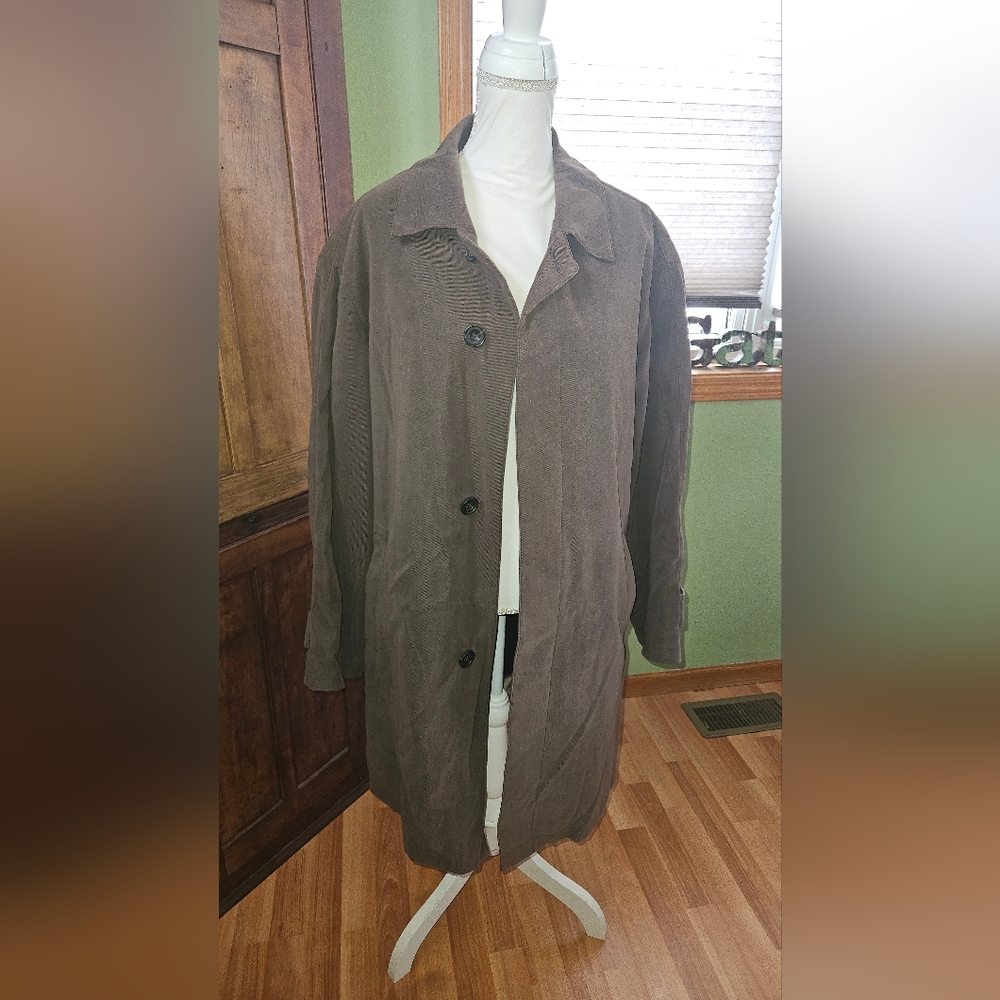 Newport Harbor Mens Trench Coat Brown. Size 44 Long.